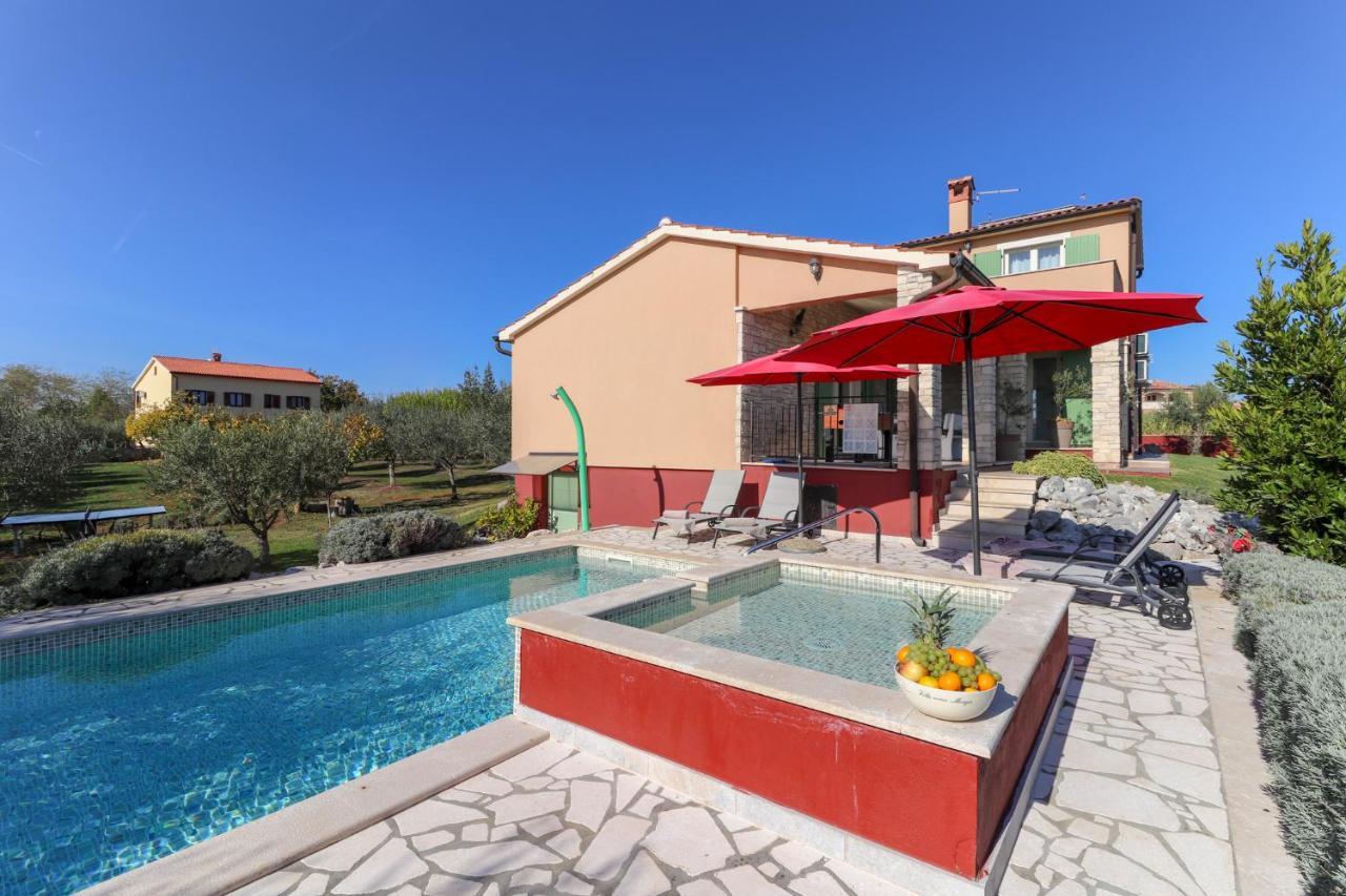 Villa Nona Marija Sveti Lovrec Pazenaticki Luaran gambar