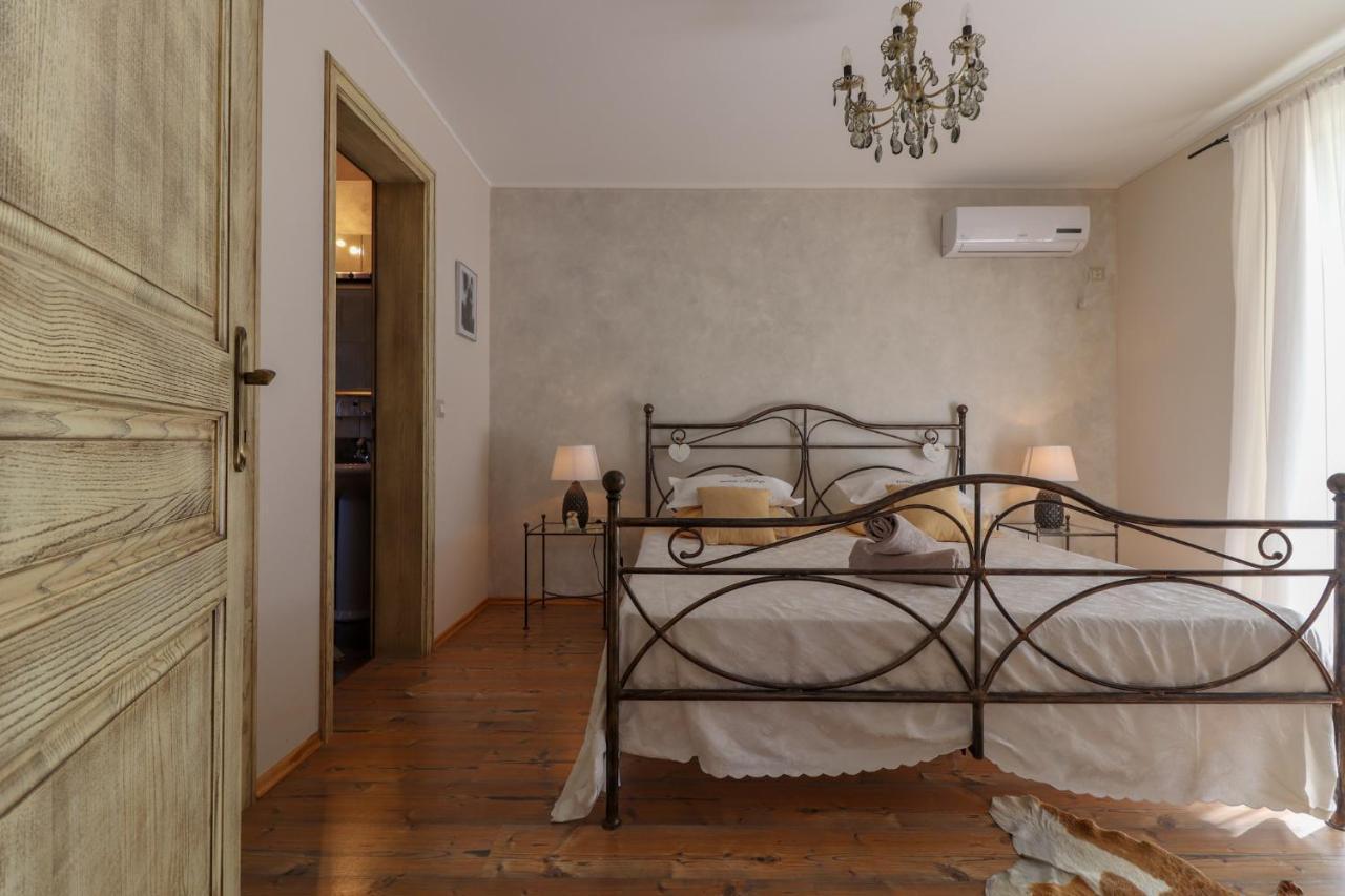 Villa Nona Marija Sveti Lovrec Pazenaticki Luaran gambar